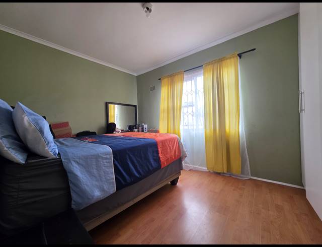 3 BEDROOM HOUSE FOR SALE IN DEVON PARK VILLAGE